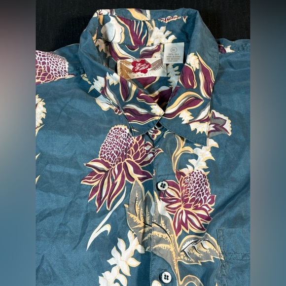 Vintage Hilo Hattie 100% silk button up Hawaiian shirt size XL - Picture 3 of 9